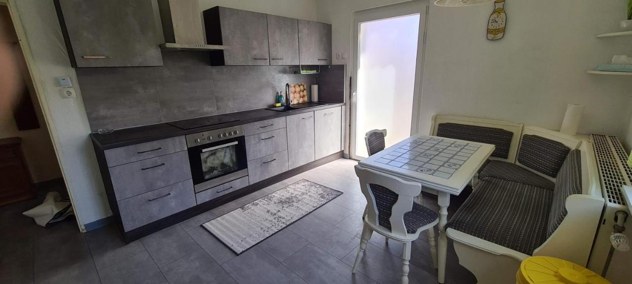 Buedingen Hanau Frankfurt Extérieur photo